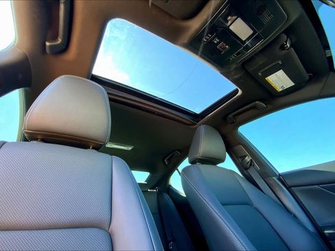 Used 2024 Lexus IS 350 F Sport image 13