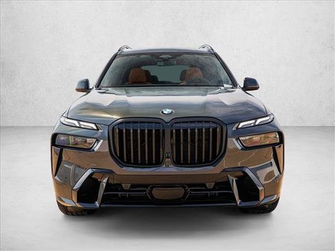 New 2027 BMW X7 xDrive40i w/ M Sport Package AWD/4WD image 2