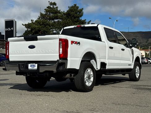 Certified 2025 Ford F250 XLT w/ FX4 Off-Road Package image 4