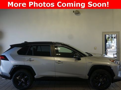 Used 2020 Toyota RAV4 XSE w/ XSE Grade Weather Package image 2