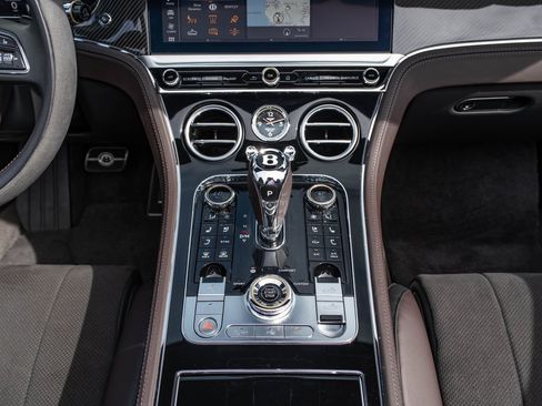 Used 2024 Bentley Continental GT S image 26