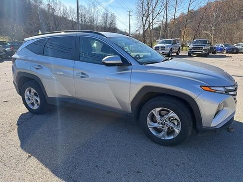 Used 2024 Hyundai Tucson SEL AWD/4WD image 3