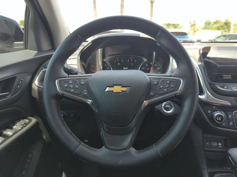 Used 2024 Chevrolet Equinox Premier FWD image 26