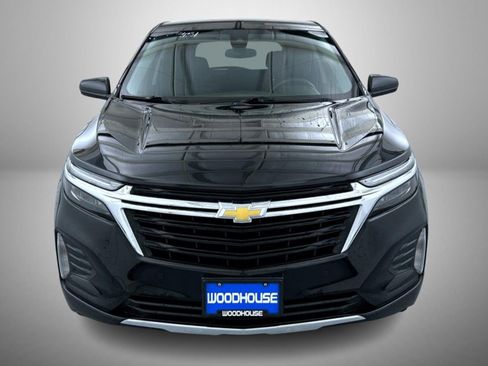 Used 2024 Chevrolet Equinox LT image 2