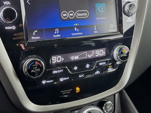 Used 2024 Nissan Murano SV image 22