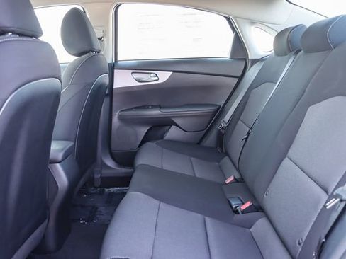 Used 2024 Kia Forte LXS image 19