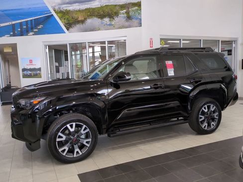 New 2026 Toyota 4Runner TRD Sport Premium AWD/4WD image 3