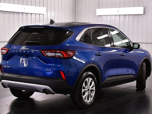 Used 2023 Ford Escape Active image 7