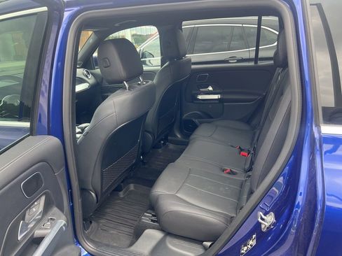 Used 2023 Mercedes-Benz GLB 250 4MATIC image 11