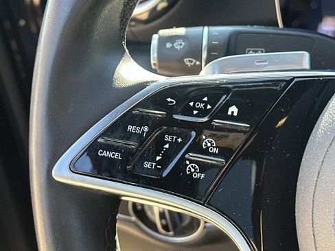 Used 2023 Mercedes-Benz E 350 4MATIC Sedan image 21