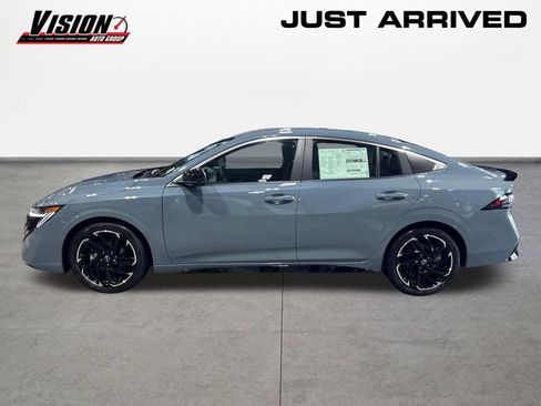 New 2026 Nissan Sentra SR w/ SR Premium Package FWD image 8