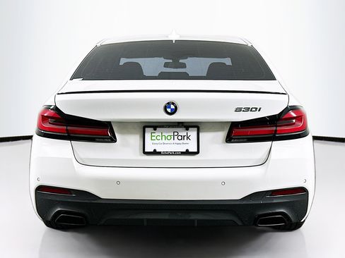 Used 2023 BMW 530i 530i w/ M Sport Package image 7