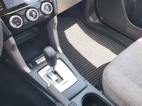 Used 2018 Subaru Forester 2.5i Premium image 16