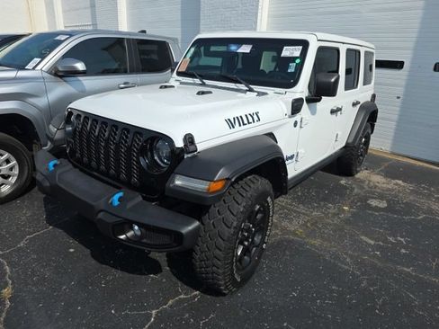 Used 2023 Jeep Wrangler Unlimited w/ 8.4" Radio Group AWD/4WD image 2