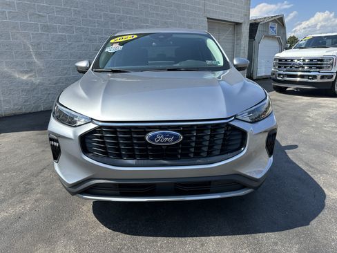 Used 2024 Ford Escape Active w/ Tech Pack #2 AWD/4WD image 3