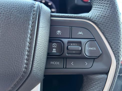 New 2025 Toyota Tacoma TRD Off-Road image 18