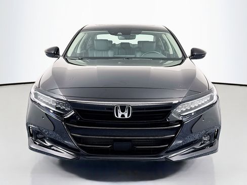 Certified 2021 Honda Accord Touring image 2