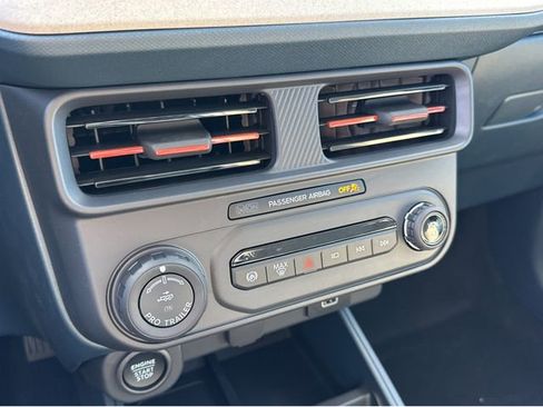 New 2026 Ford Maverick Lariat image 25