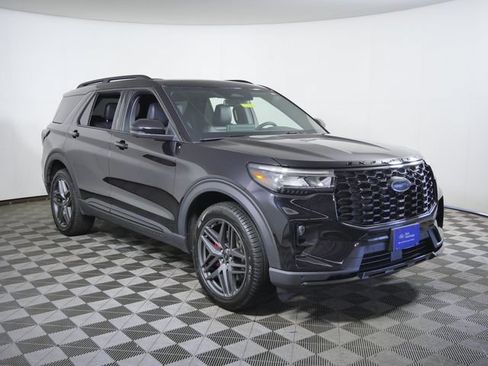 Certified 2025 Ford Explorer ST-Line w/ Premium Package AWD/4WD image 1