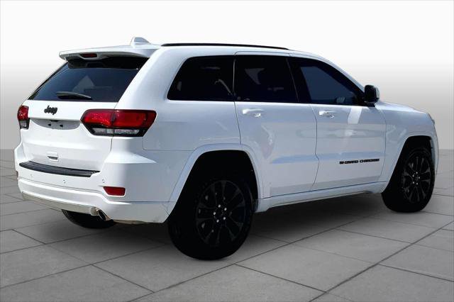 Certified 2022 Jeep Grand Cherokee Laredo X RWD image 13