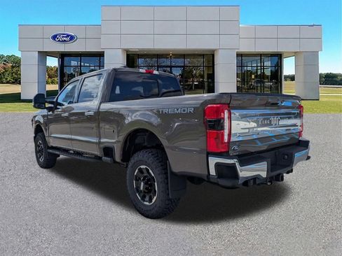 New 2026 Ford F250 King Ranch w/ Tremor Off-Road Package AWD/4WD image 3