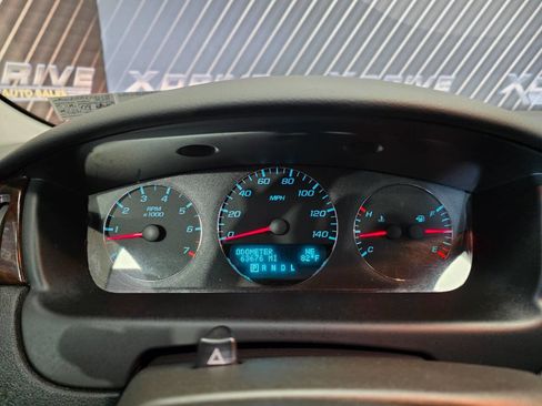 Used 2014 Chevrolet Impala LT w/ LT Sunroof Package image 22