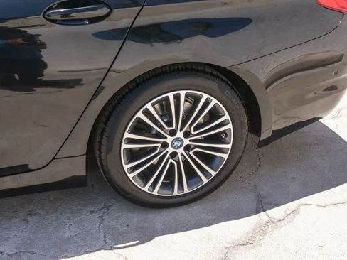 Used 2019 BMW 530e w/ Premium Package RWD image 6