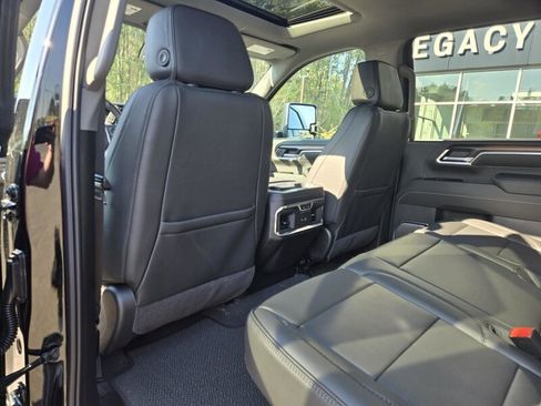 New 2026 GMC Sierra 3500 Denali w/ Denali Reserve Package AWD/4WD image 25