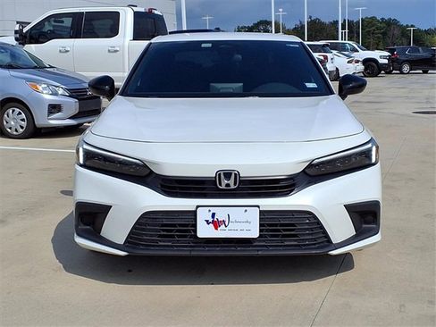 Used 2023 Honda Civic Sport image 8