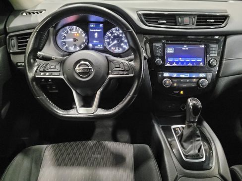 Used 2019 Nissan Rogue SV AWD/4WD image 22