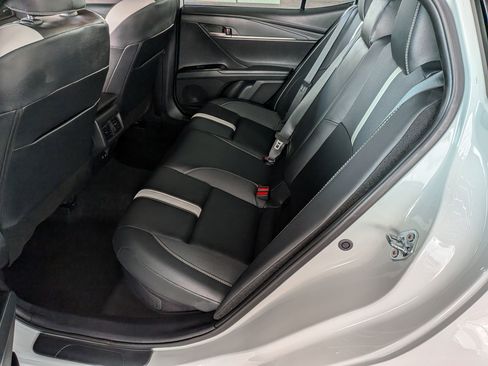 Certified 2025 Toyota Camry SE FWD image 25