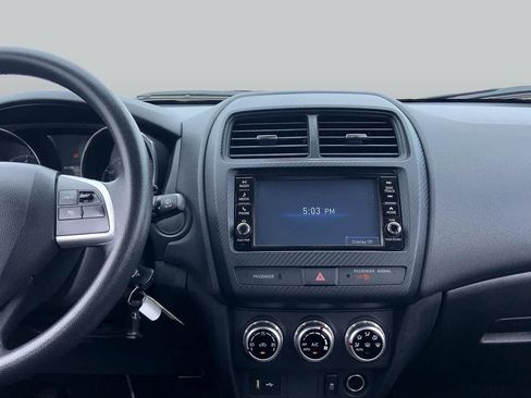 Used 2024 Mitsubishi Outlander Sport ES AWD/4WD image 7