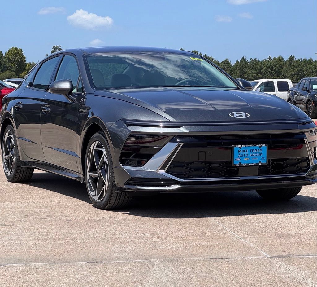 New 2026 Hyundai Sonata SEL FWD image 9