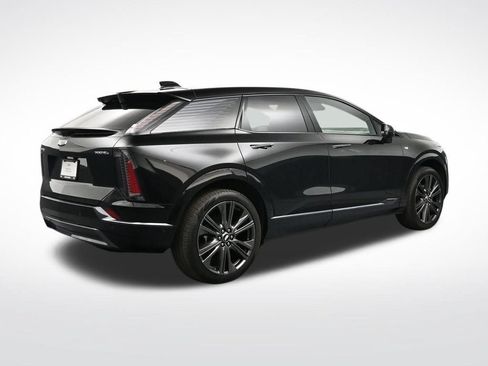 Used 2026 Cadillac Optiq Sport 2 AWD/4WD image 5