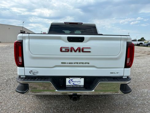 Used 2025 GMC Sierra 1500 SLT AWD/4WD image 6
