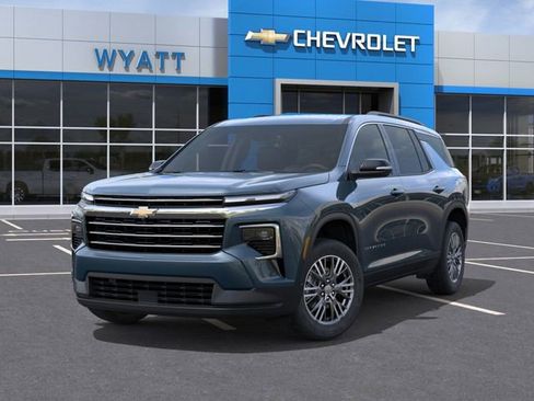 New 2026 Chevrolet Traverse LT w/ Driver Confidence Package image 7