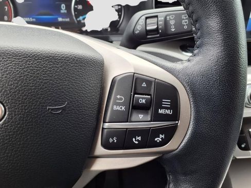 Used 2022 Ford Explorer XLT w/ Equipment Group 202A image 19