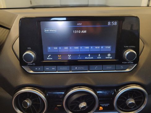 Used 2024 Nissan Sentra S FWD image 25