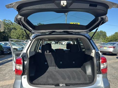 Used 2016 Subaru Forester 2.5i Premium w/ All-Weather Package AWD/4WD image 17