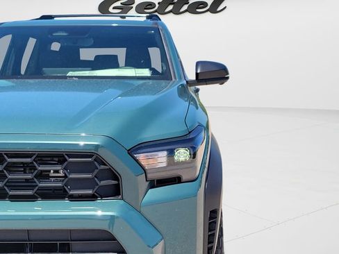 Certified 2026 Toyota 4Runner TRD Off-Road Premium AWD/4WD image 25