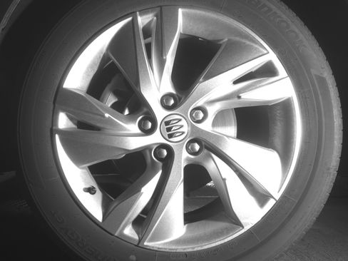 Used 2025 Buick Encore GX Preferred AWD/4WD image 12