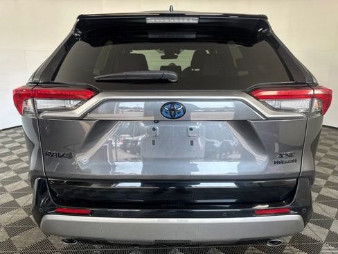 Used 2023 Toyota RAV4 XSE AWD/4WD image 22