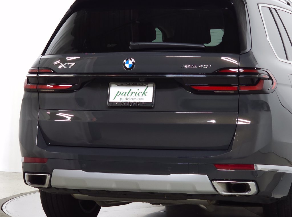 Used 2026 BMW X7 xDrive40i w/ Premium Package AWD/4WD image 11