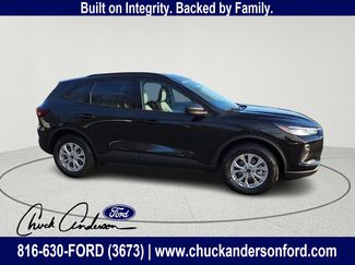New 2025 Ford Escape Active w/ Active Premium Tech Pack AWD/4WD video 2