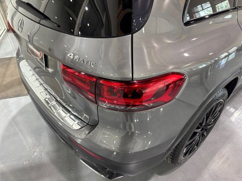 Used 2021 Mercedes-Benz GLB 250 4MATIC image 29