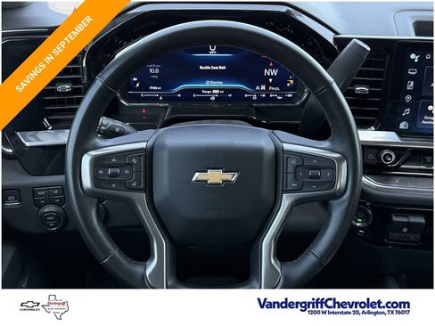 Used 2024 Chevrolet Silverado 2500 LTZ w/ LTZ Convenience Package AWD/4WD image 12