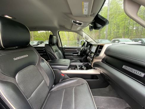 Used 2022 RAM 1500 Laramie AWD/4WD image 21