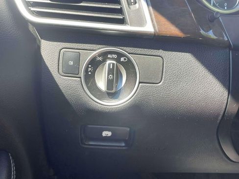 Used 2015 Mercedes-Benz ML 350 4MATIC image 23