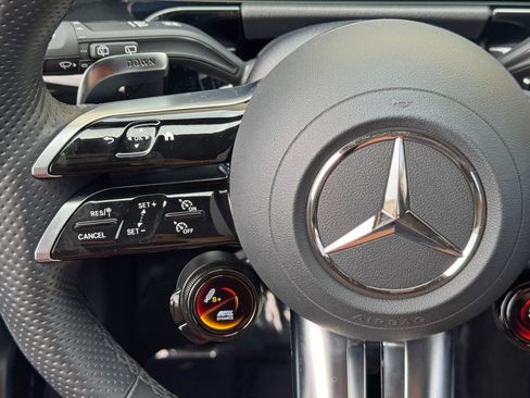 Used 2025 Mercedes-Benz GLA 35 AMG 4MATIC w/ AMG Aerodynamics Package image 22