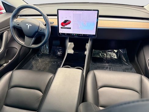 Used 2019 Tesla Model 3 Performance image 12